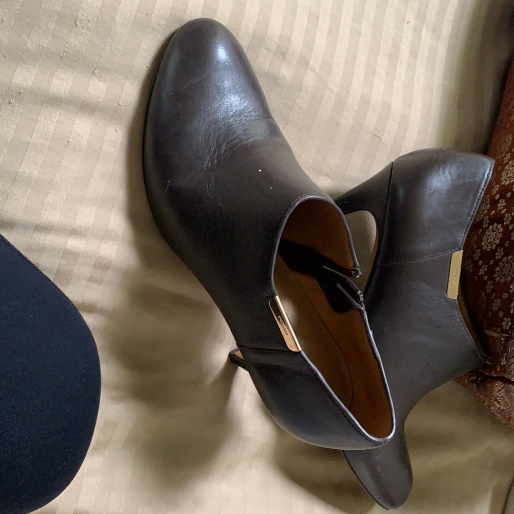 Coach brown leather shoe boots. Size 8.5